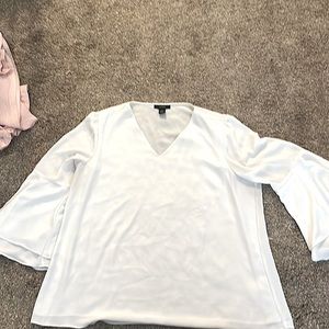 Bell sleeve blouse